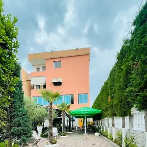  Apartament Bajovah & Restaurant
